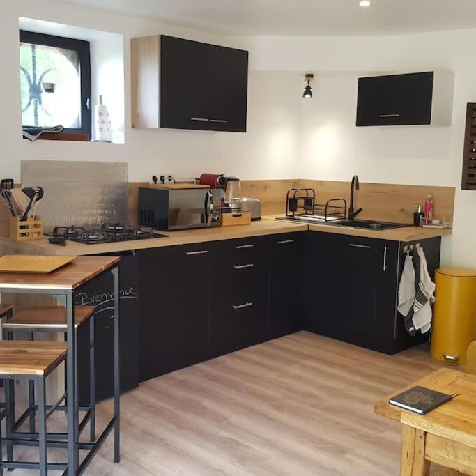 Appartement 2 Pieces Gravieres エクステリア 写真